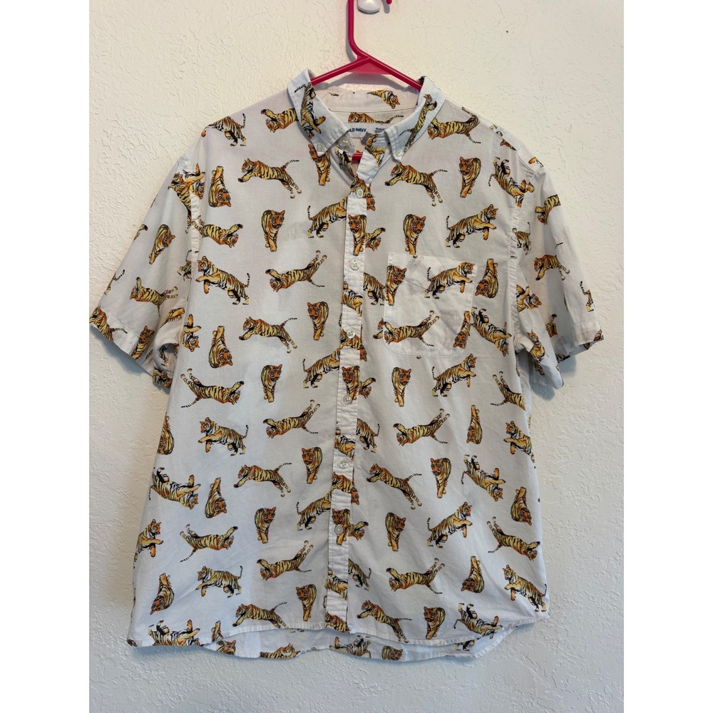 Old Navy Mens Tiger Print Short Sleeve Button Down Shirt White Large Regular Fit